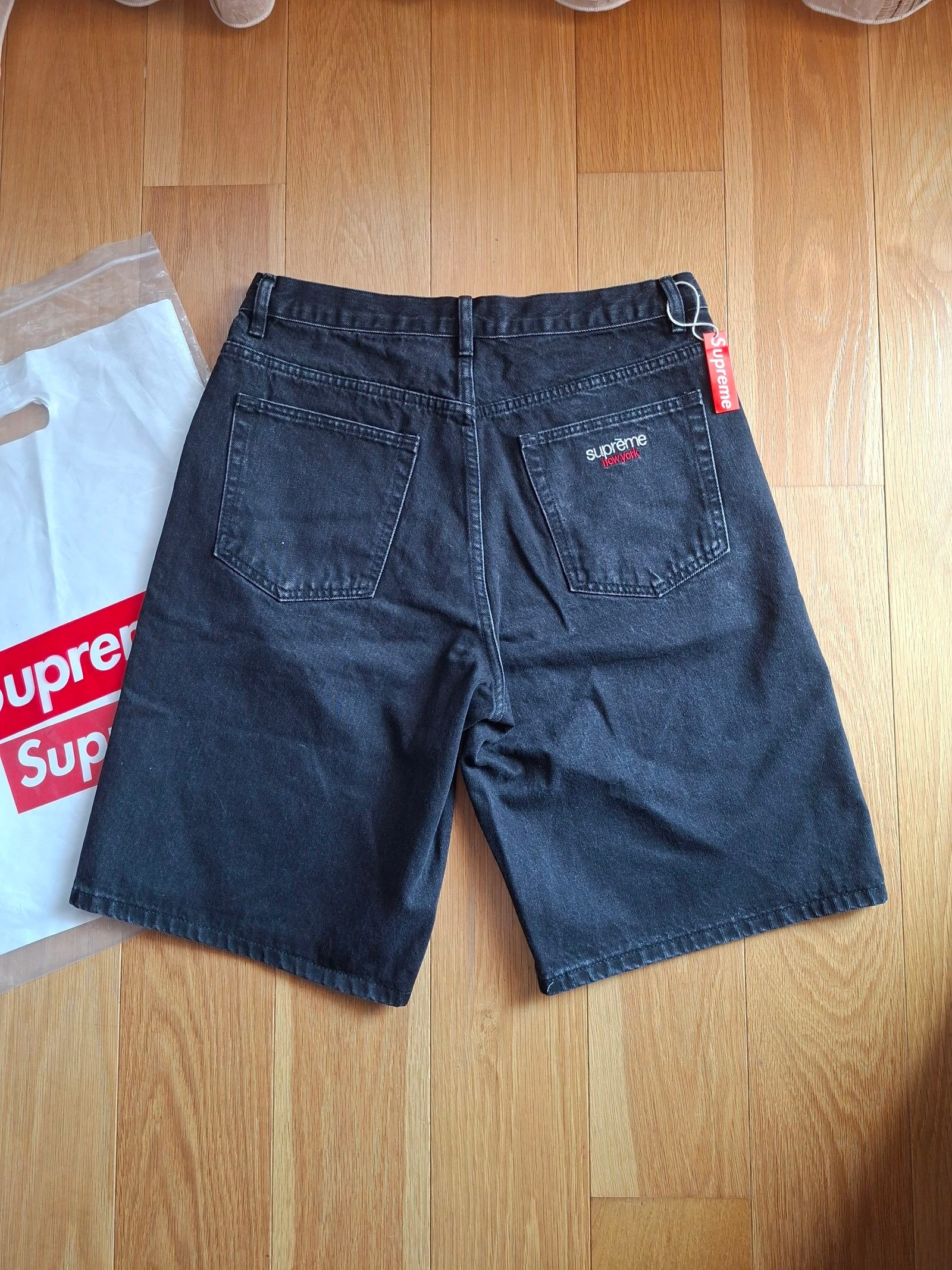 Supreme jorts vaqueros negros talla S – photo 2